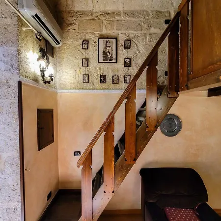 Sofia-classical-residence * Bari